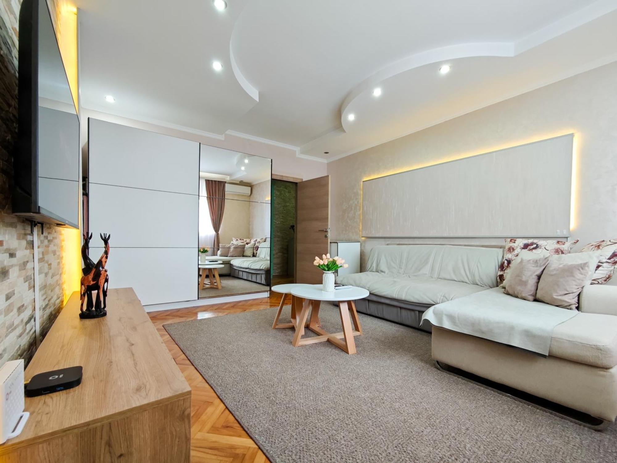 Apartman Julija Доньи-Милановац Экстерьер фото