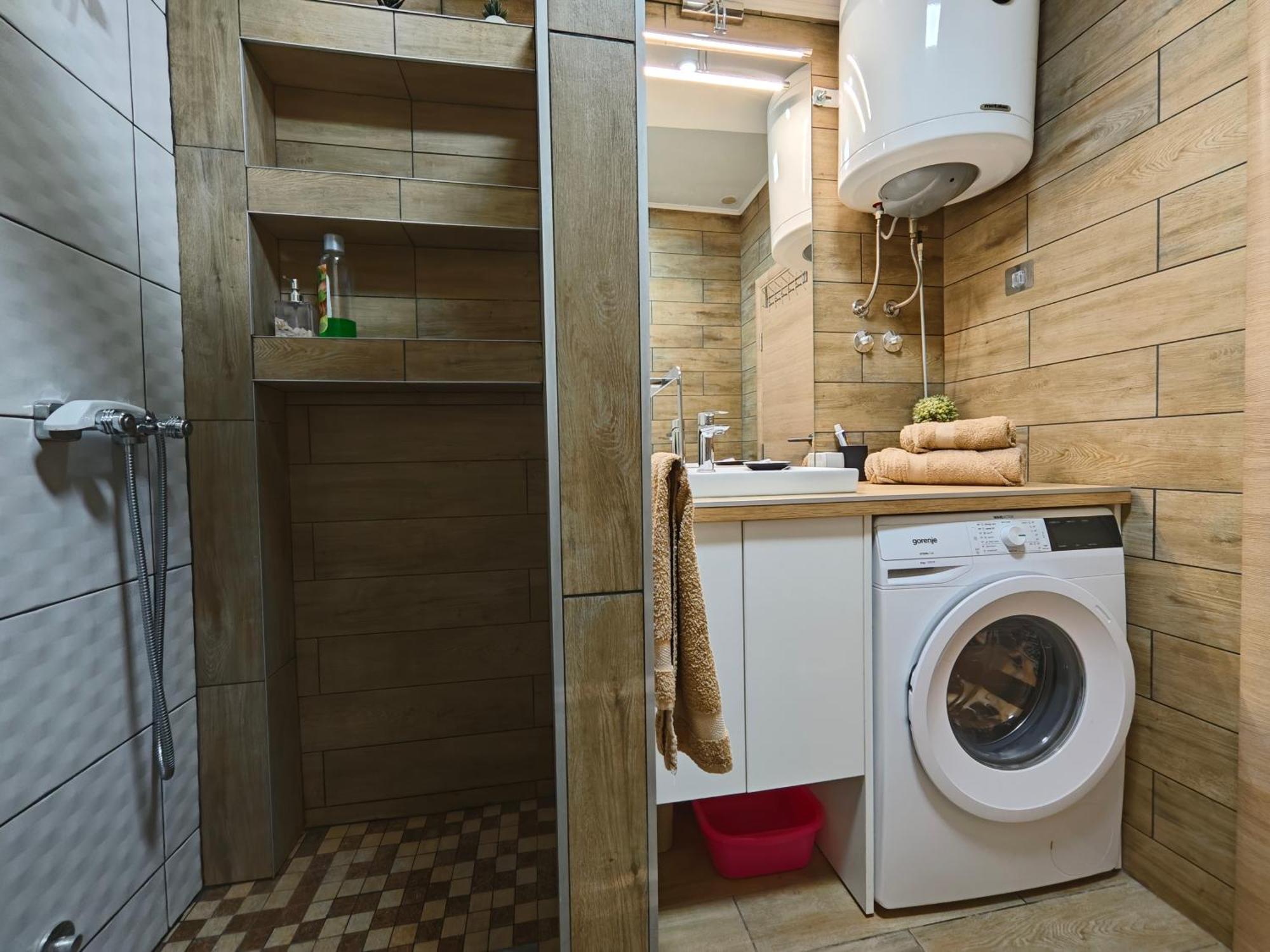 Apartman Julija Доньи-Милановац Экстерьер фото