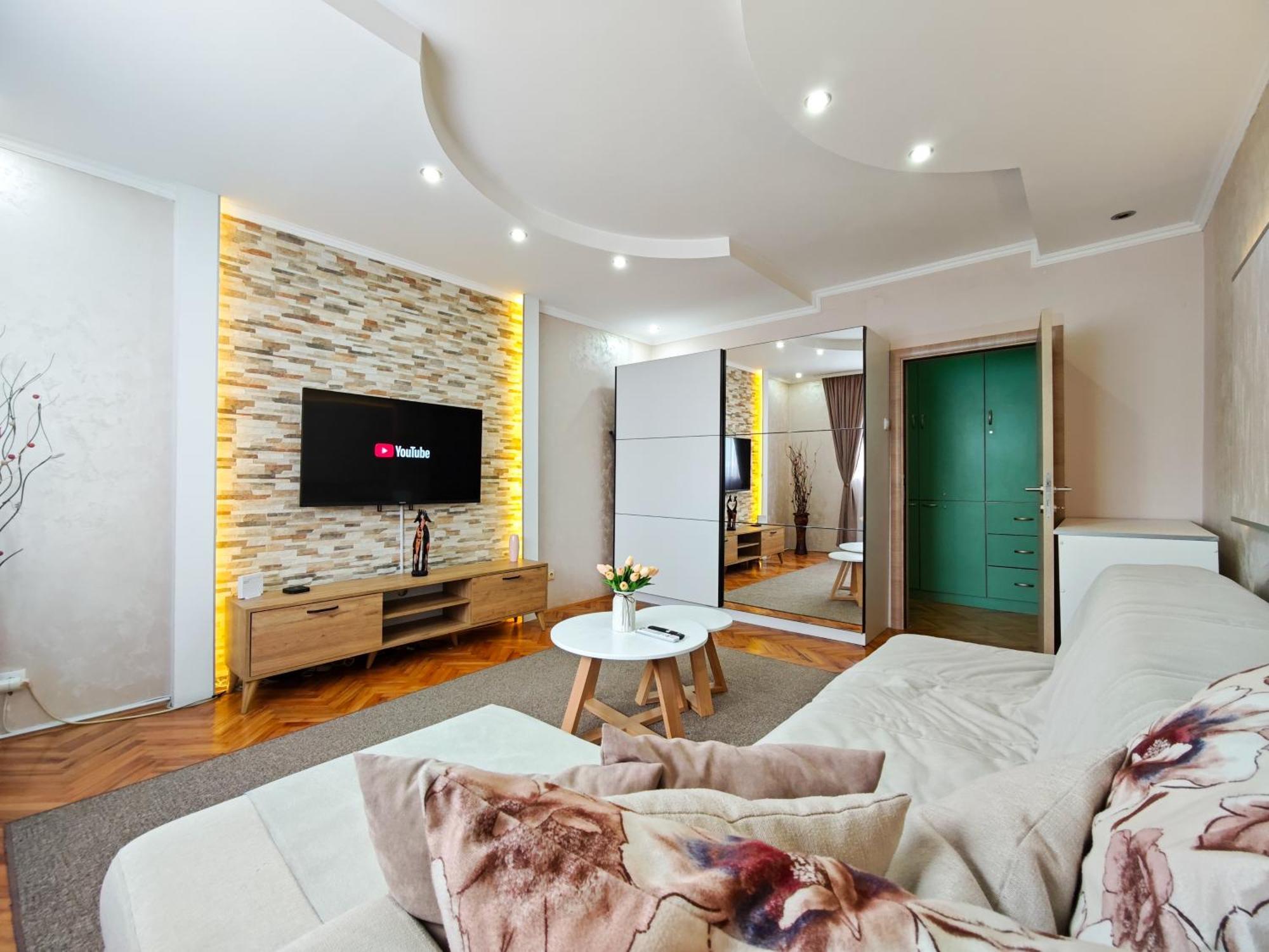 Apartman Julija Доньи-Милановац Экстерьер фото